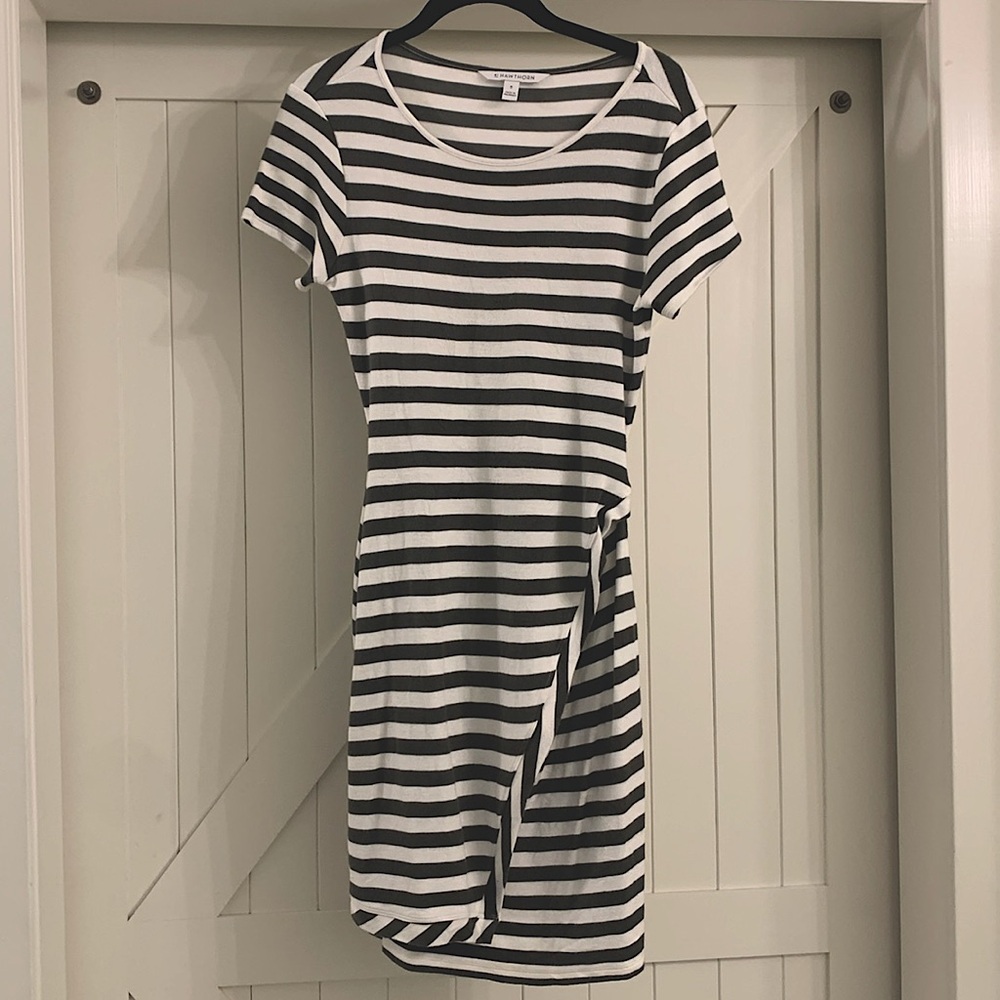 41 Hawthorne slim tshirt dress